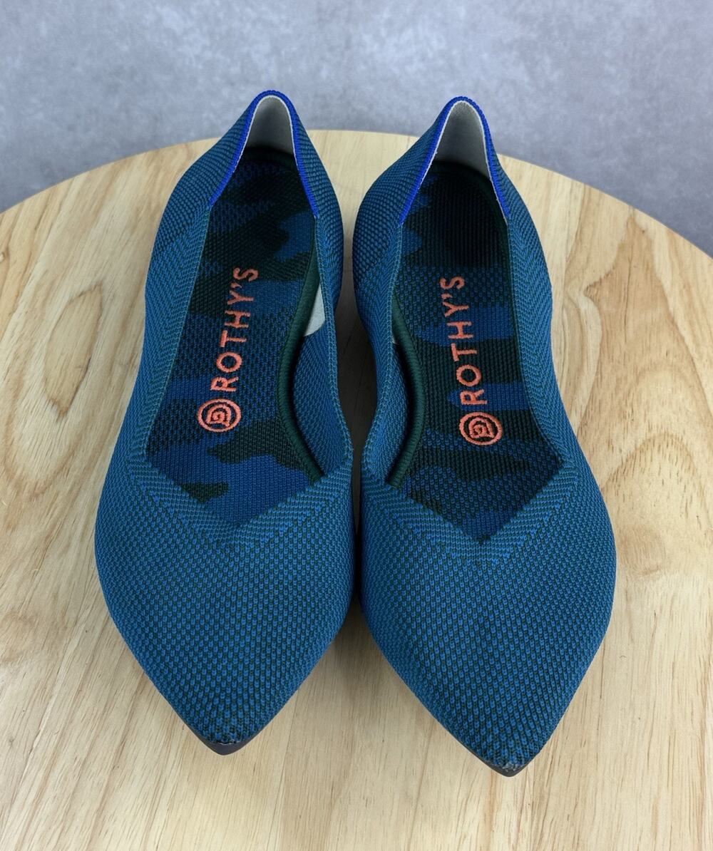 ROTHY'S THE POINT FLATS IN DEEP TEAL WITH CAMO PRINT INSOLES SZ 10